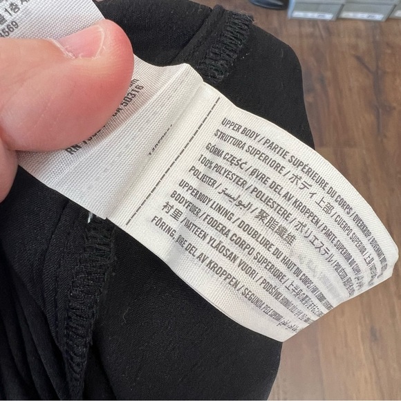 Abercrombie and Fitch, one sleeved bodysuit SZ LG - Picture 4 of 6